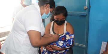 Vecinos de la aldea El Paraíso recibieron atención en salud. /Foto: MSPAS