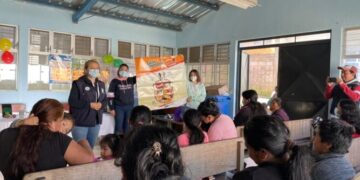 Madres de Sacatepéquez conocieron la importancia de la seguridad alimentaria. /Foto: SESAN