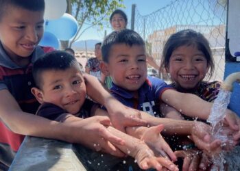 Gobierno garantiza acceso al agua potable en comunidad de Santa Lucía La Reforma
