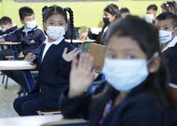 Ejecutivo reitera compromiso de fortalecer el sector educativo