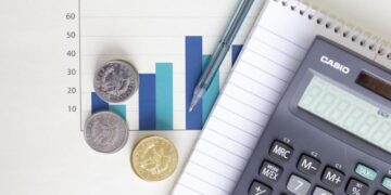 Dan seguimiento a política fiscal para período multianual de cinco años