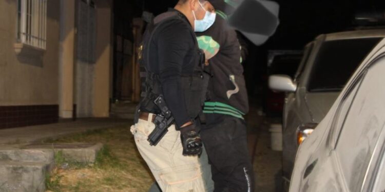 Detienen a salvadoreño requerido en su país desde 2016