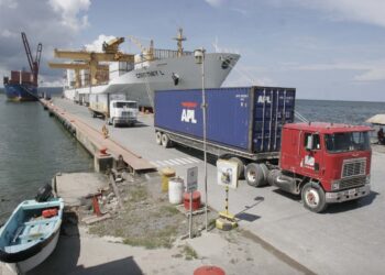 Aeropuertos, puertos y pasos fronterizos se someten a autoevaluación