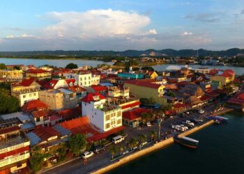 El próximo pueblo pintoresco será la isla de Flores, Petén