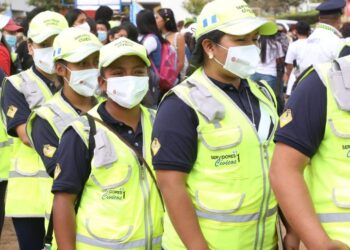 Invitan a los jóvenes a participar en el Programa de Servidores Cívicos