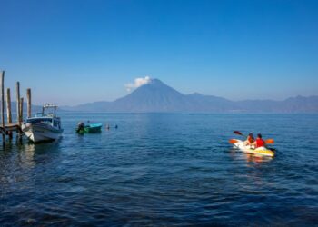 Invitan a visitar lago de Atitlán durante Semana Santa