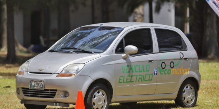 Crearán Estrategia Nacional de Movilidad Eléctrica