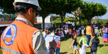 Al menos 3 mil personas participaron en Simulacro Volcán Santiaguito