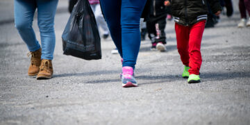 Dialogan sobre procesos de atención y protección de migrantes