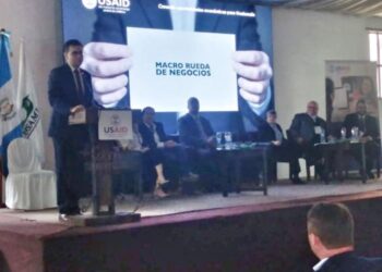 Realizan macrorrueda de negocios para fortalecer formalidad empresarial