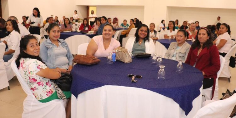 Apuestan por liderazgo de docentes para gestión integral de desechos