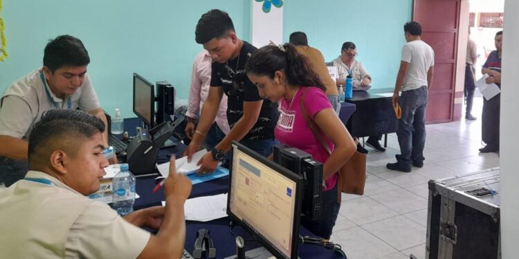 Jornada de servicios integrados se desarrolla en territorio retalteco