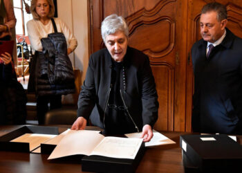 Restauran 342 cartas escritas por el genio Miguel Ángel