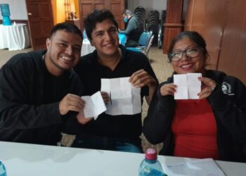 Capacitan a docentes en servicio egresados del Programa de Formación Inicial Docente