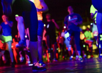 El MCD brindará clase de zumba neón el 8 de marzo
