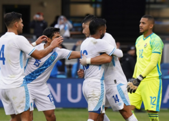Guatemala no logra pasar del empate ante Panamá