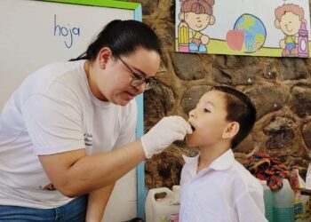 Jornadas de desparasitación buscan abarcar el 80 % de la comunidad educativa. /Foto: MSPAS