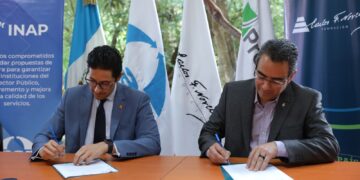 Firman convenio público- privado para fortalecer la institucionalidad pública