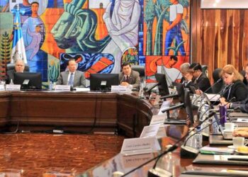 Delegación del FMI visita Guatemala