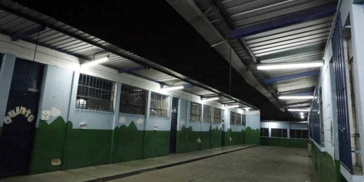 Más de 3 mil centros educativos públicos se remozarán este año