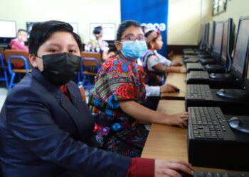 La educación digital llega a Zunil, Quetzaltenango