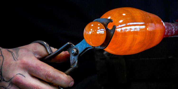 Desarrollan un vidrio biodegradable y biorreciclable