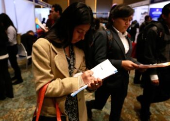 Habilitan quioscos de empleo en Izabal y Totonicapán