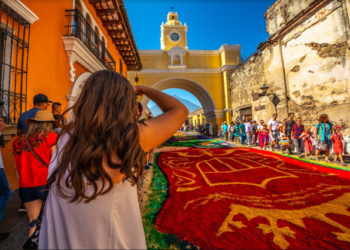 Se anticipa derrama económica de 2 mil 600 millones de quetzales en Semana Santa 2023