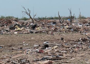 Misisipi sigue en alerta por tornados mientras comienza a cuantificar daños