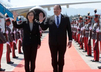 Presidenta de la República de China (Taiwán) arriba a Guatemala