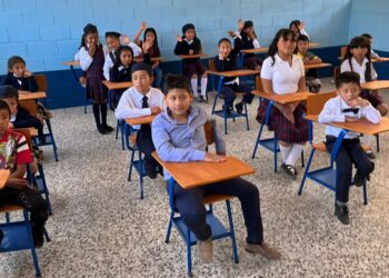 Continúa mejora de escuelas rurales en Jalapa