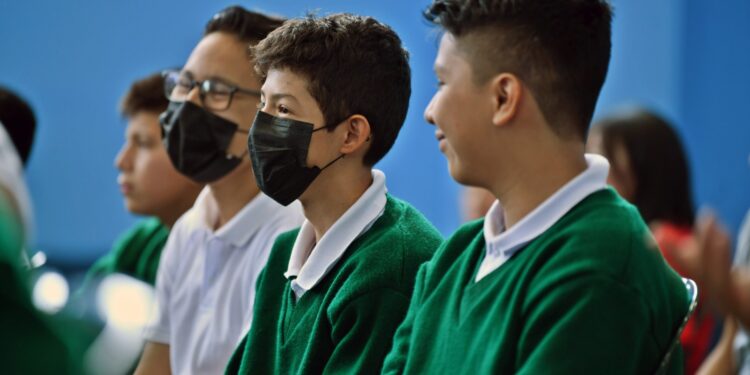 Alumnos y docentes serán beneficiados con Plantel Azteca Guatemala