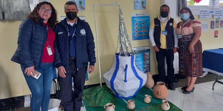 Salubristas de San Marcos celebran Día Mundial del Agua