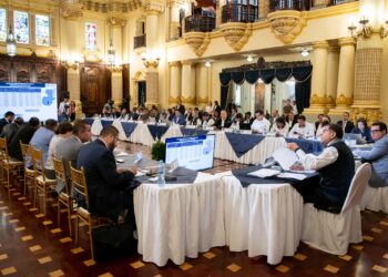 Primera gira presidencial: Más de 14 mil 740 millones de quetzales en proyectos para el departamento de Guatemala