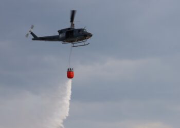 Petén fortalece combate de incendios forestales por vía aérea