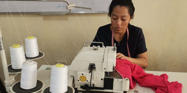 Mineduc certifica oficios y saberes en San Antonio Sacatepéquez