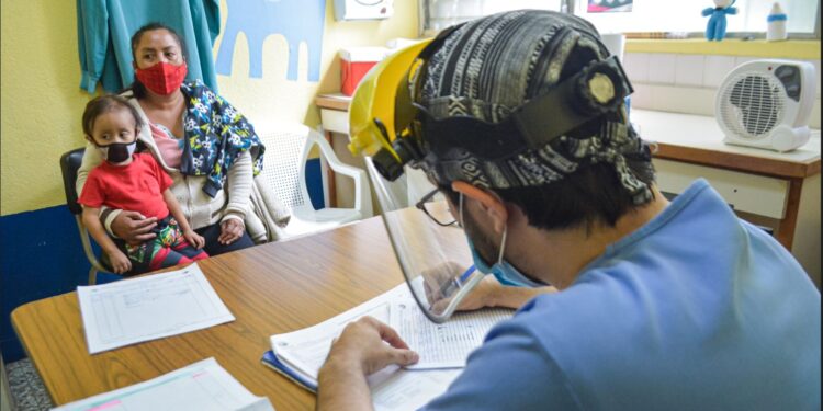 Salud se declara en alerta roja institucional por Semana Santa