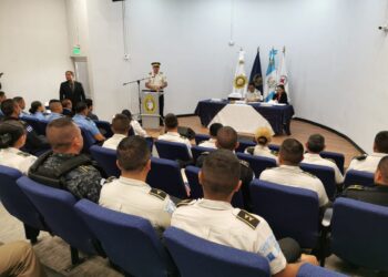 Desarrollan curso de formadores en uso de la fuerza y principios humanitarios