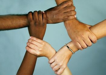 Este día se centra en la urgencia de combatir el racismo y la discriminación racial. Foto: ONUDDHH