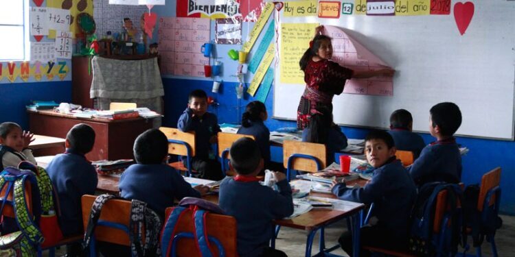 Refuerzan marco jurídico de educación bilingüe intercultural en San Marcos