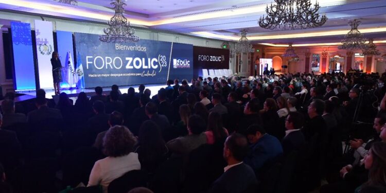 Conocen desafíos de Guatemala en materia de inversión y desarrollo para los próximos años