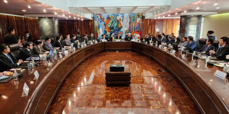 FMI destaca avances de Guatemala en términos de política monetaria