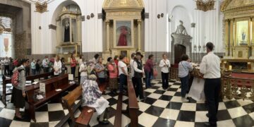 Reliquia de San Juan Pablo II es venerada en Guatemala