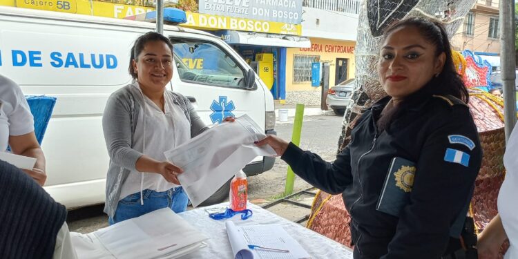 Desarrollan Primera Feria de la Salud Mental