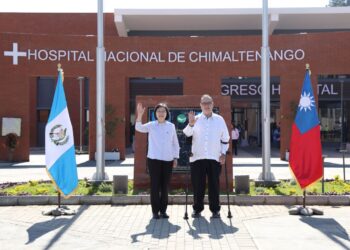 Presidenta de República de China (Taiwán) visita Hospital Nacional de Chimaltenango