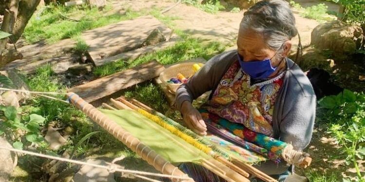 Mineduc avala conocimientos y experiencia de emprendedoras