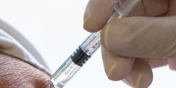 Prototipo de vacuna universal contra la gripe es seguro y “prometedor”