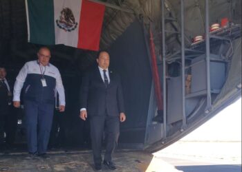 Canciller encabeza traslado de restos mortales de connacionales fallecidos en Ciudad Juárez