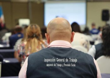 Capacitan a inspectores de trabajo en materia de salud y seguridad ocupacional