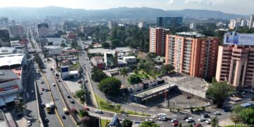 Presidente resalta calificación crediticia brindada a Guatemala